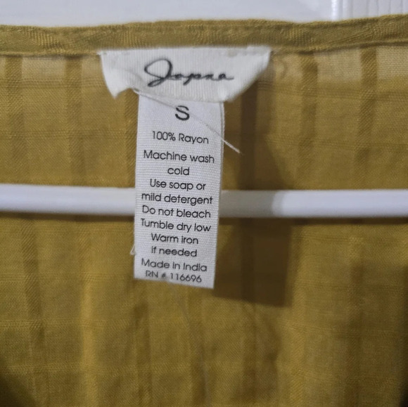 NWT Japna Mustard Yellow Smocked Dolman Short Sleeve Top, Cropped, Deep V-Neck. - Picture 9 of 10
